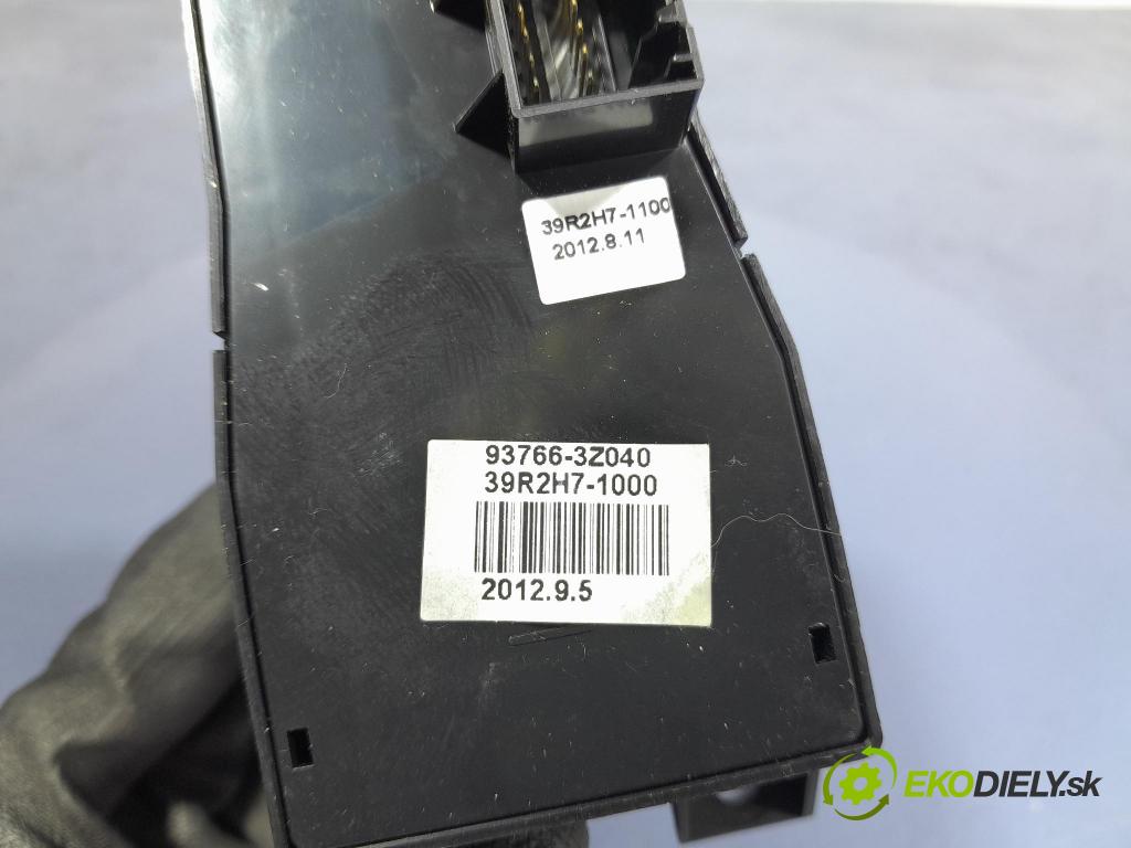 Hyundai I40 2012 kulisa Brzda: Manuál 93766-3Z040