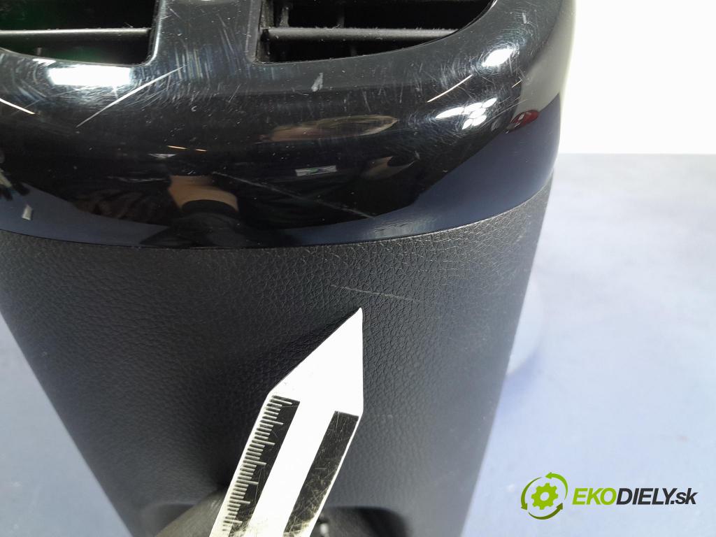 Hyundai I40 2012 loketní opěrka 84601-3Z010