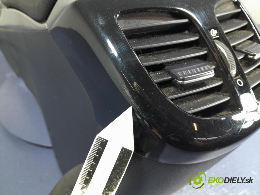 Hyundai I40 2012 loketní opěrka 84601-3Z010