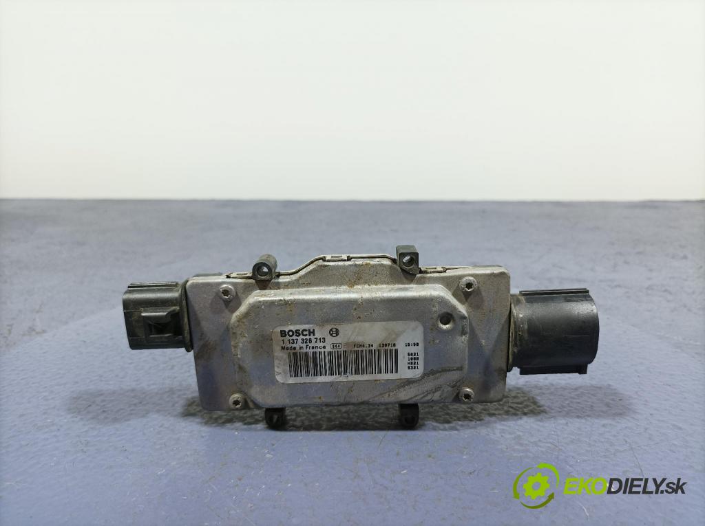 Volvo V40 2013 Ventilátor Chladič: 1137328713