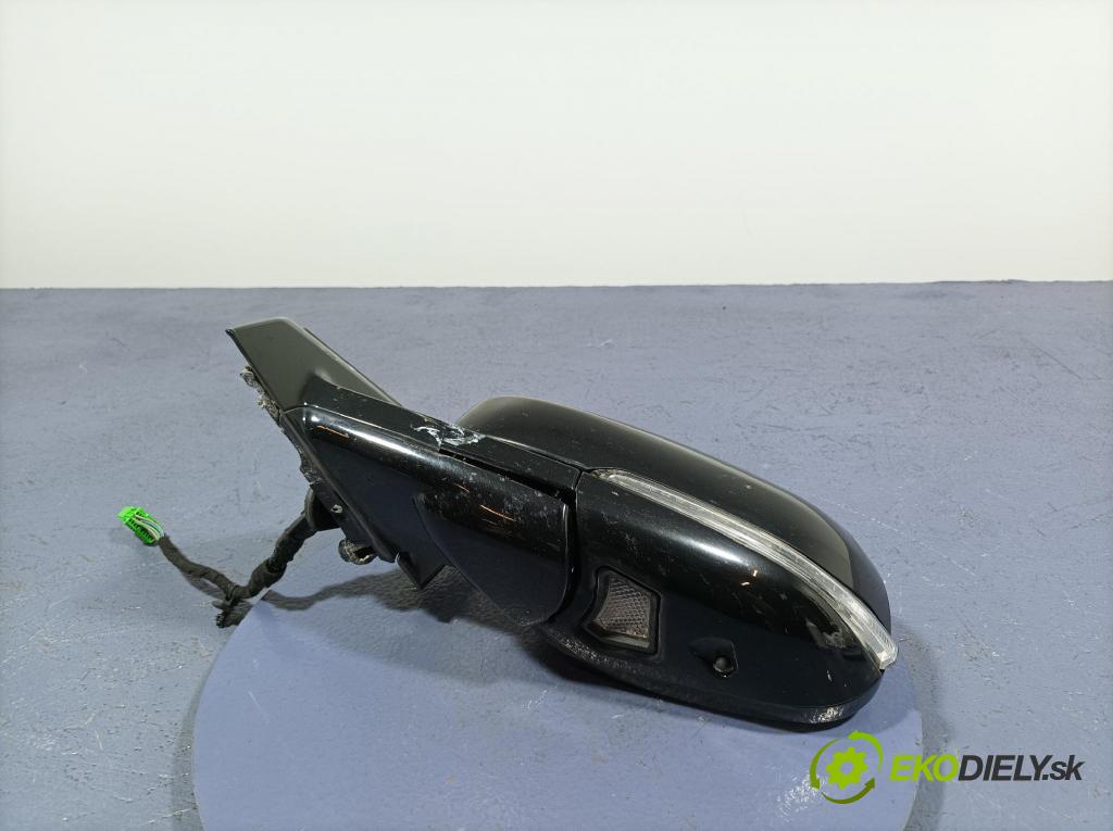 Volvo V40 2013 zrkadlo Vľavo: 31278124