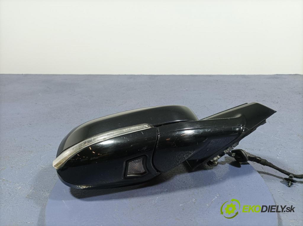Volvo V40 2013 zrkadlo pravé 31278139