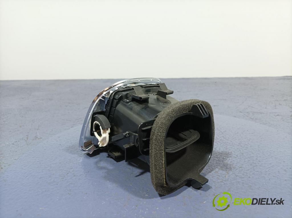 Volvo V40 2013 GRIDS: Prúd vzduchu: Vzduch: 30791697