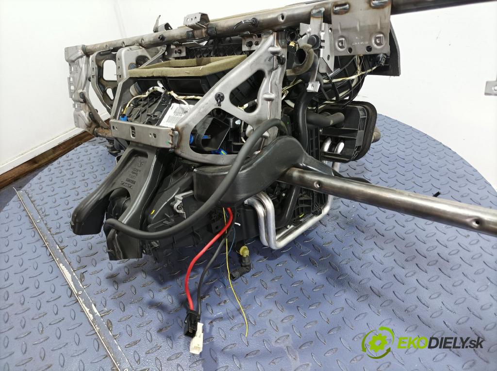 Volvo V40 2013 radiator 31291318
