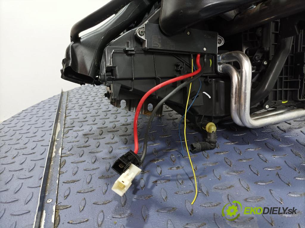 Volvo V40 2013 radiator 31291318