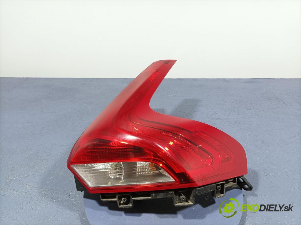 Volvo V40 2013 svetlo / reflektor zad Prava: Vonkajsia: 31395845