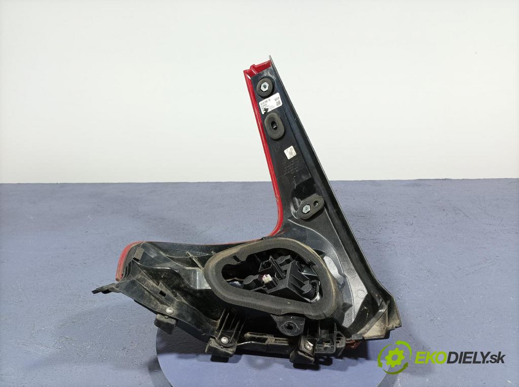 Volvo V40 2013 svetlo / reflektor zad Prava: Vonkajsia: 31395845