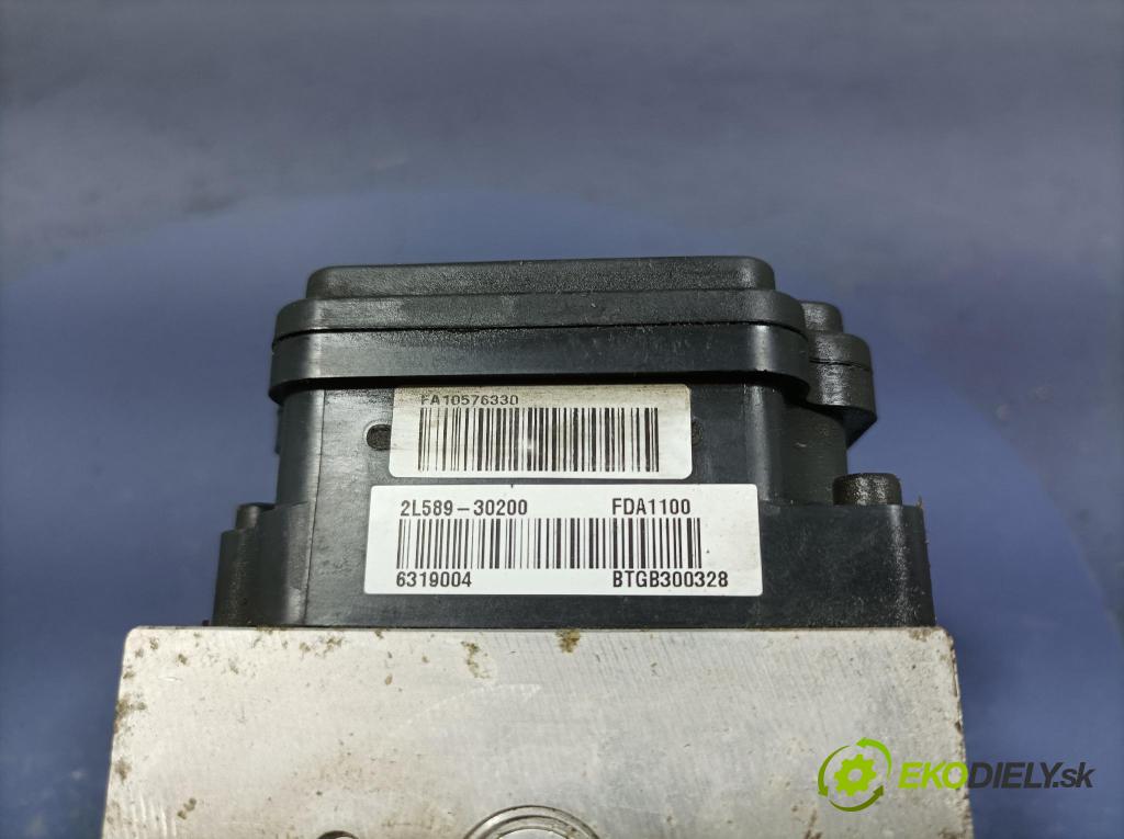 Hyundai I30 2011 čerpadlo ABS x 61589-44200