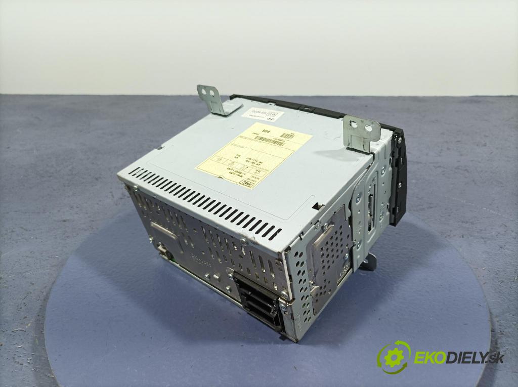 Hyundai I30 2011 Radio I Navigácia: 96160-2L200