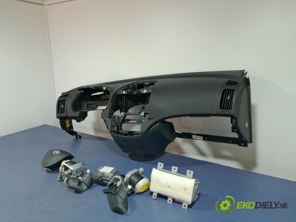 Hyundai I30 2011 kokpit,přistrojova deska 84530-2R000