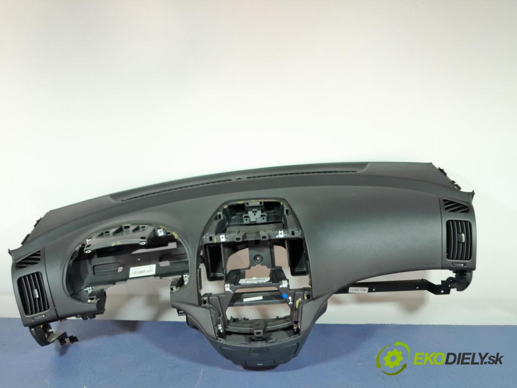 Hyundai I30 2011 kokpit,přistrojova deska 84530-2R000
