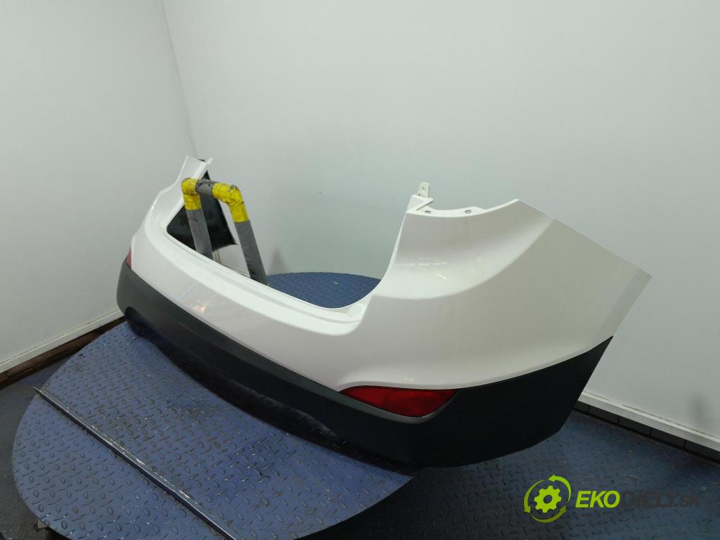 Hyundai Ix35 2012 nárazník Zad: