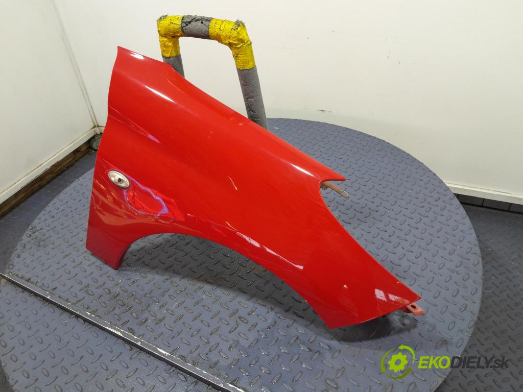 Peugeot 206 2012 blatnik před v pravo: