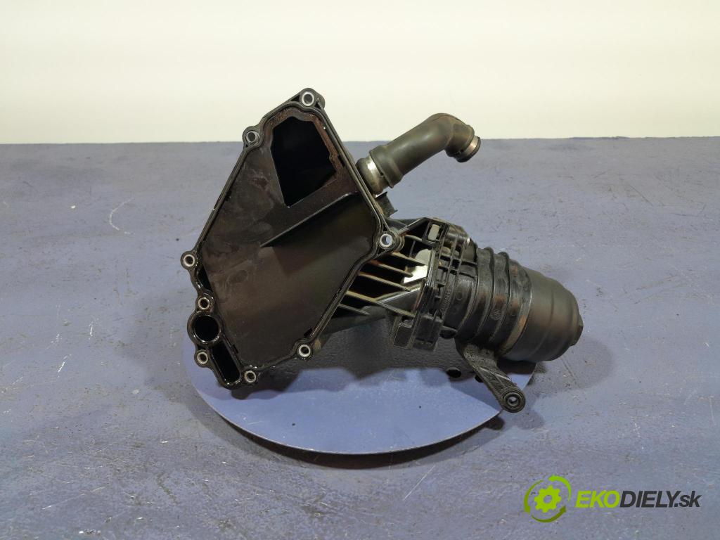 Volvo V40 2013 obal Filtra: Olej 30757730