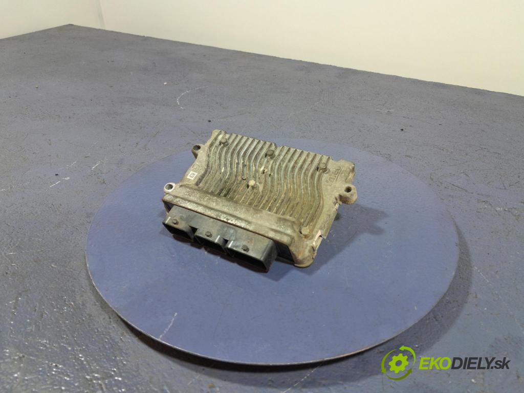 Peugeot 206 2012 riadiaca jednotka Motor: 9666596780