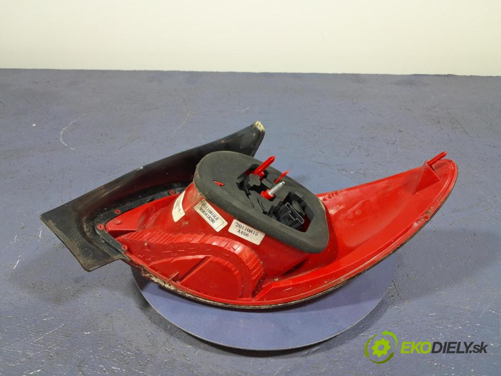 Peugeot 206 2012 světlo Zad: levá Mimo: 9685618280