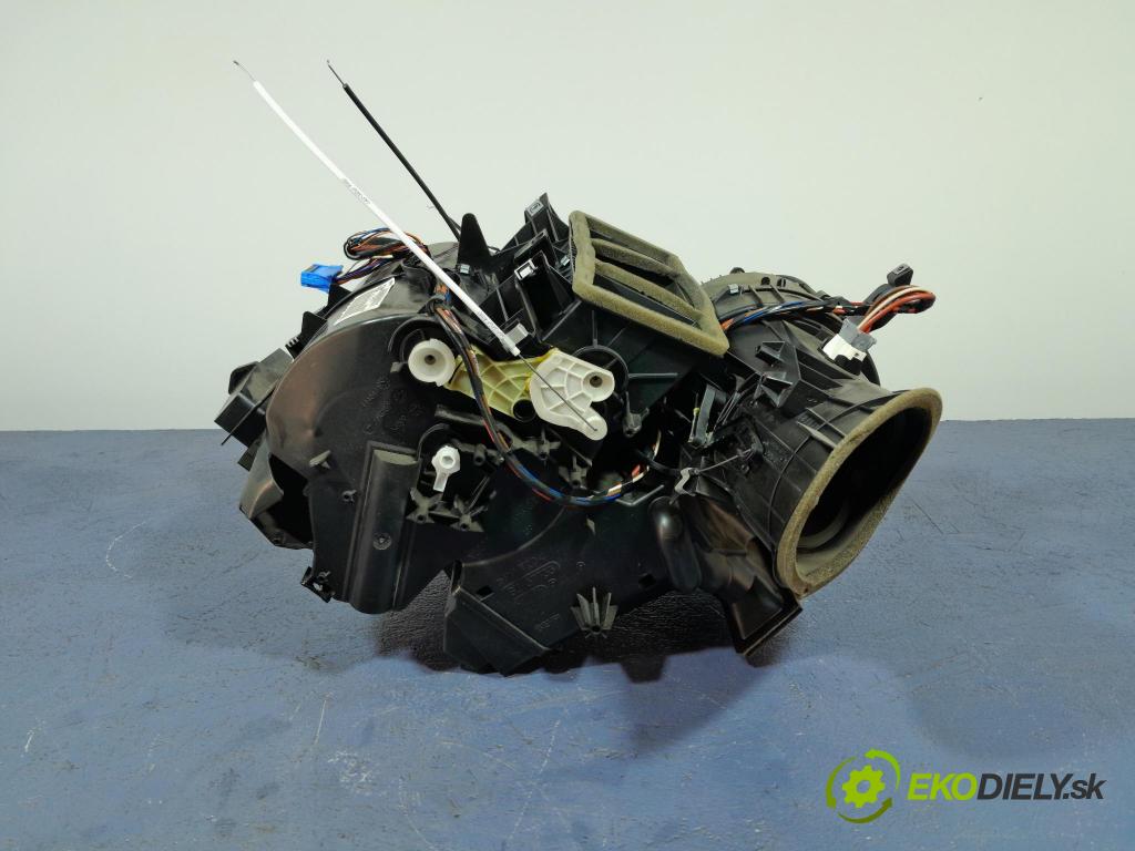 Peugeot 206 2012 radiátor 9673907380