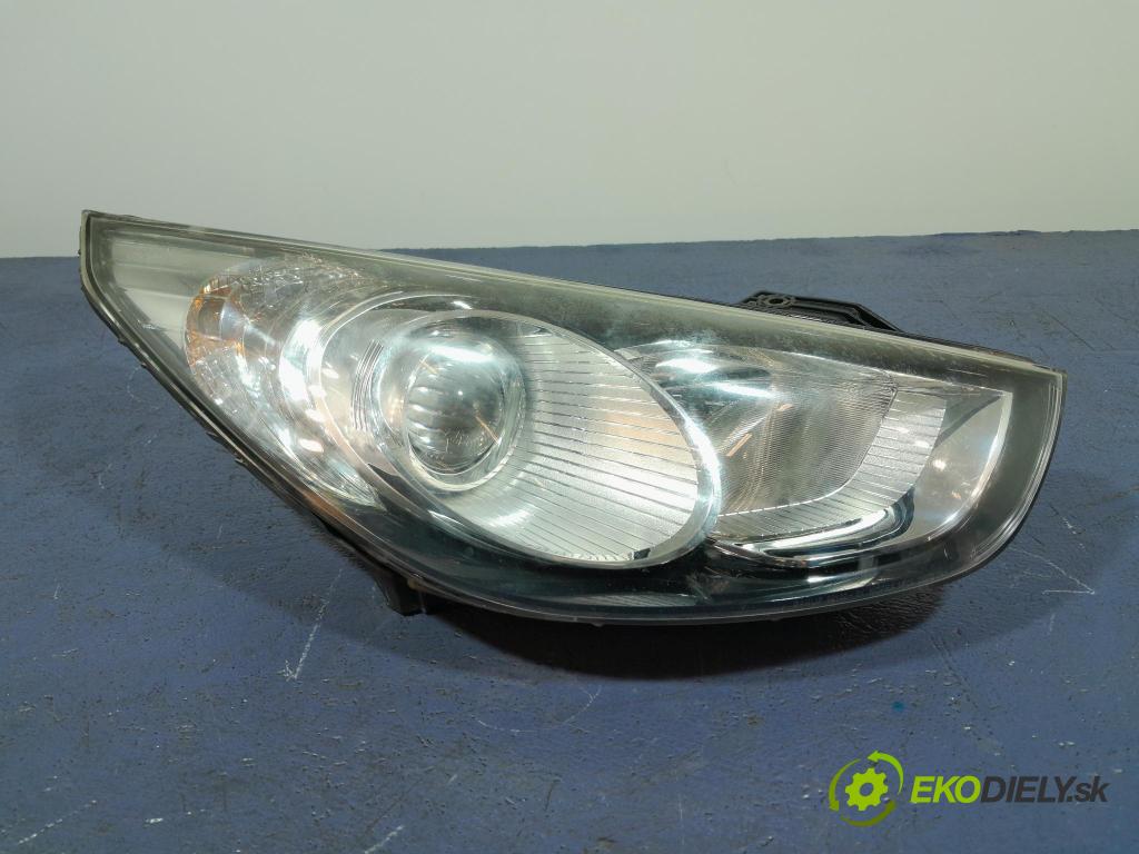 Hyundai Ix35 2012 Reflektor: v pravo: 92102-2Y