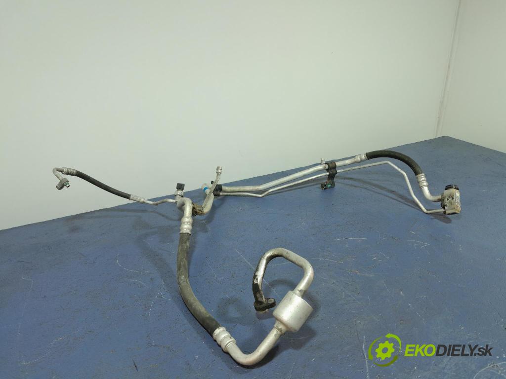 Hyundai Ix35 2012 trubka Klimatizace: