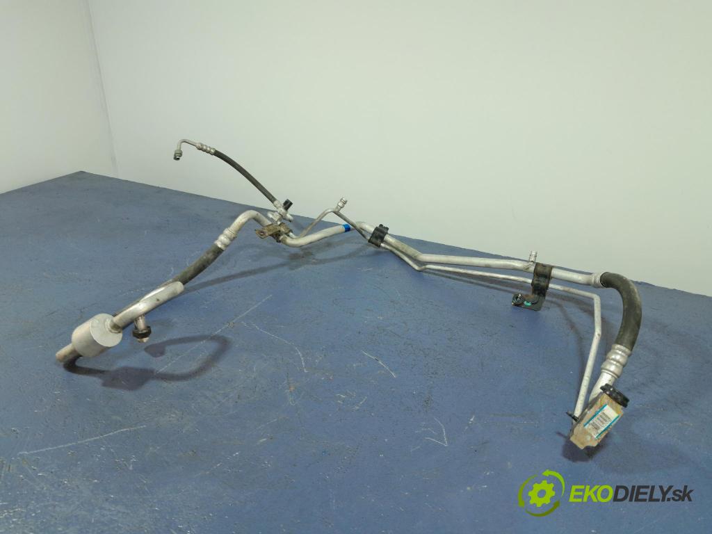 Hyundai Ix35 2012 trubka Klimatizace: