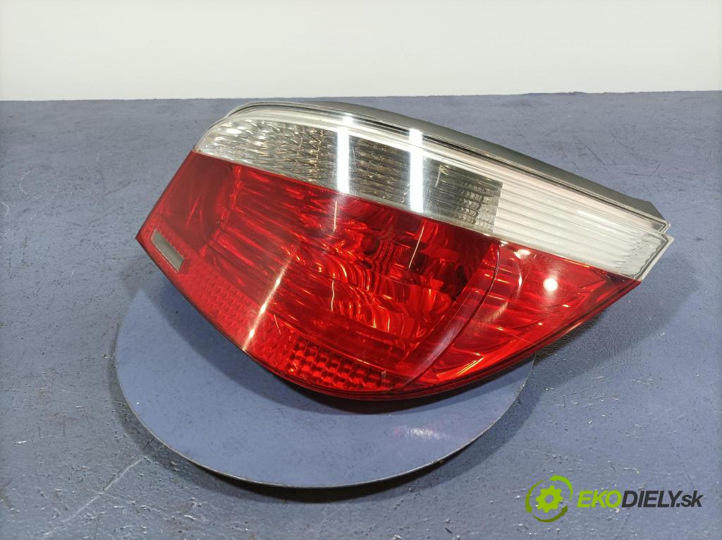 Bmw Seria 5 2004 světlo Zad: Práva: Mimo: 6910768