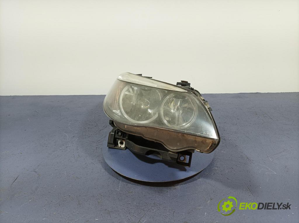 Bmw Seria 5 2004 světlo v pravo: