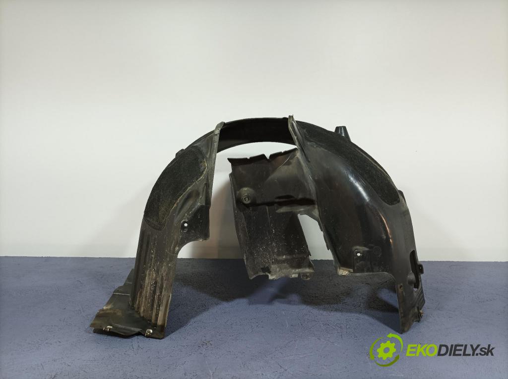 Bmw Seria 5 2004 blatník: Plastický před 7033749
