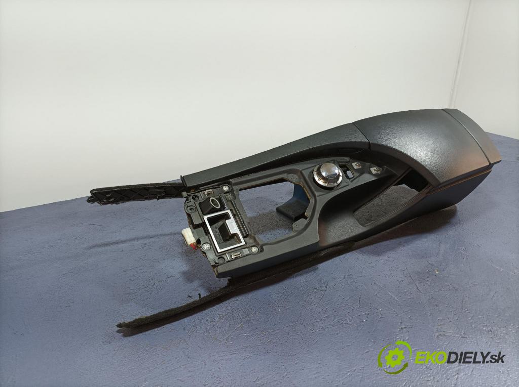 Bmw Seria 5 2004 loketní opěrka 7034086