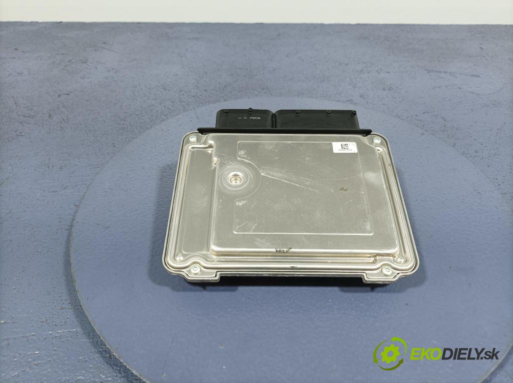 Audi A4 2012 riadiaca jednotka Motor: 03L906018HT