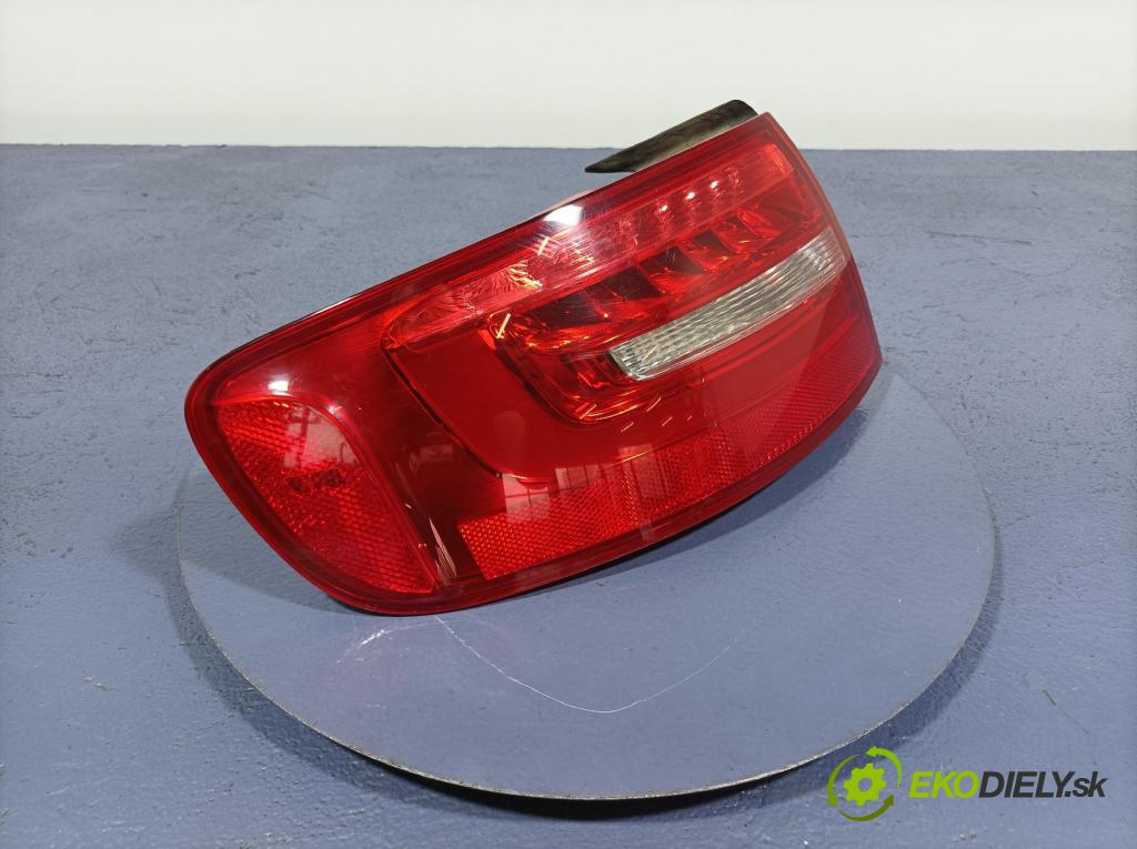 Audi A4 2012 světlo Zad: levá Mimo: 8K9945095D