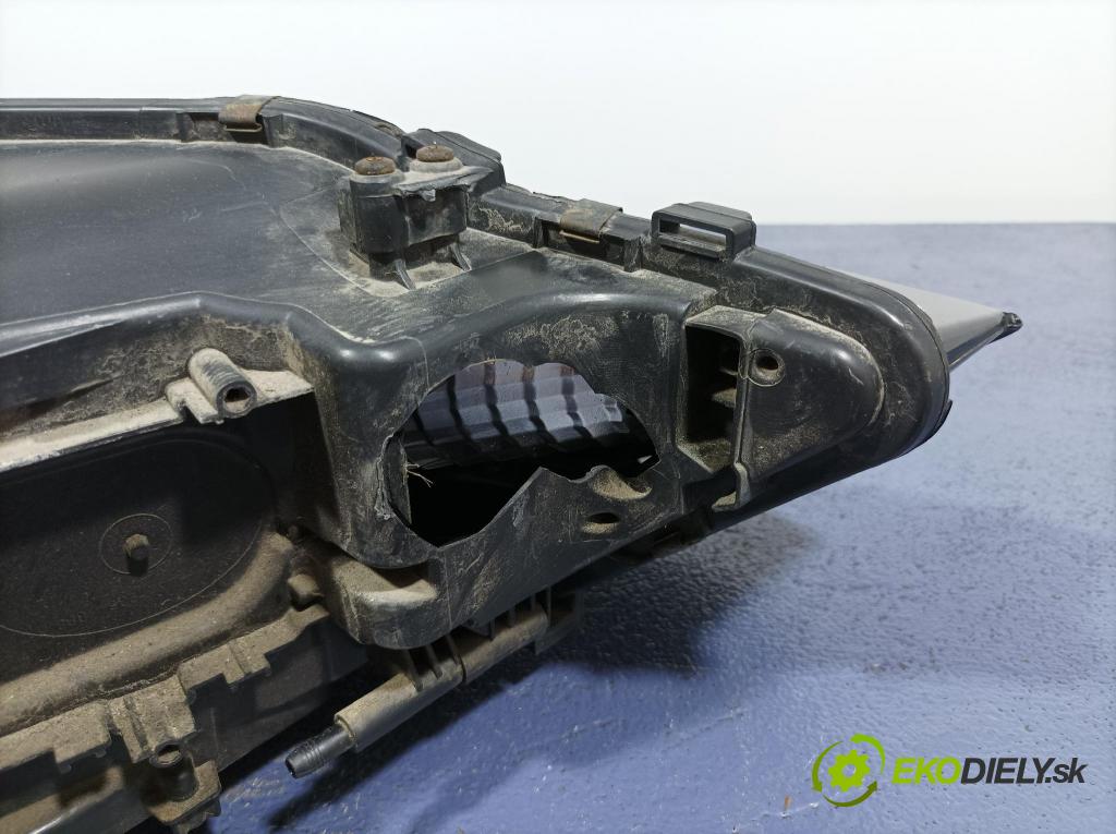 Audi A4 2012 světlo Levý: 8K0941043C