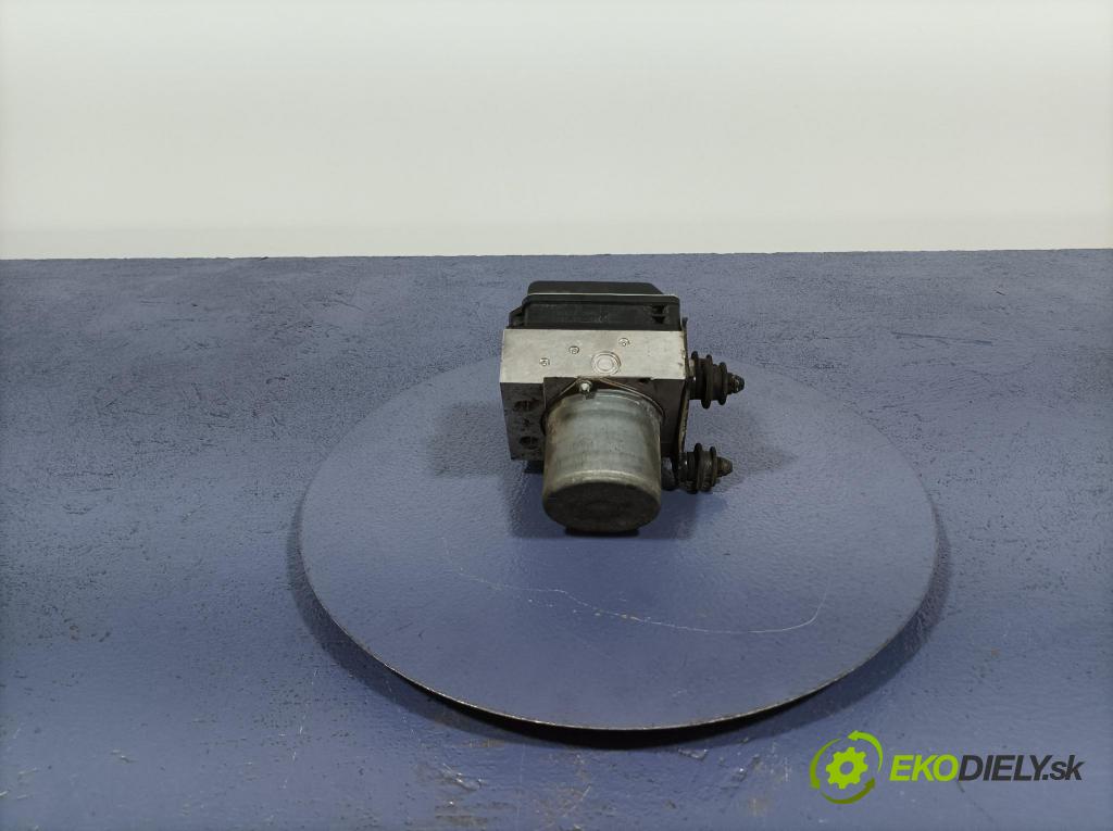 Audi A4 2012 čerpadlo ABS x 8K0614517GH