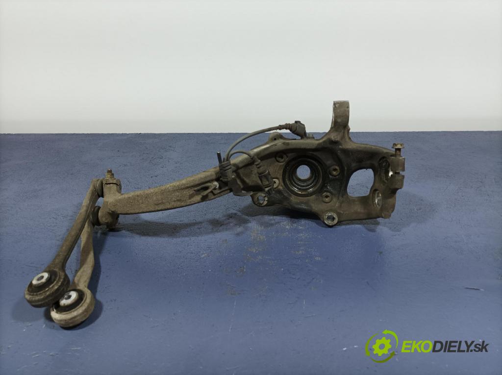 Audi A4 2012 náboj levá 4G0407241C