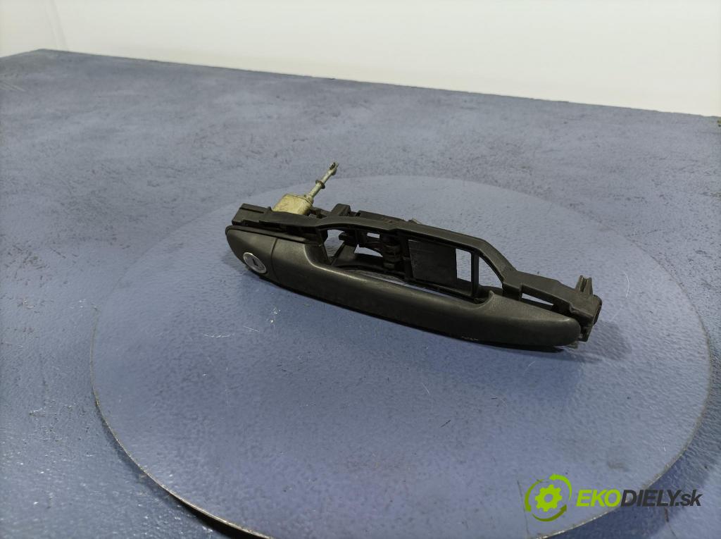 Mercedes ML-Klasa 2001 klika před levá