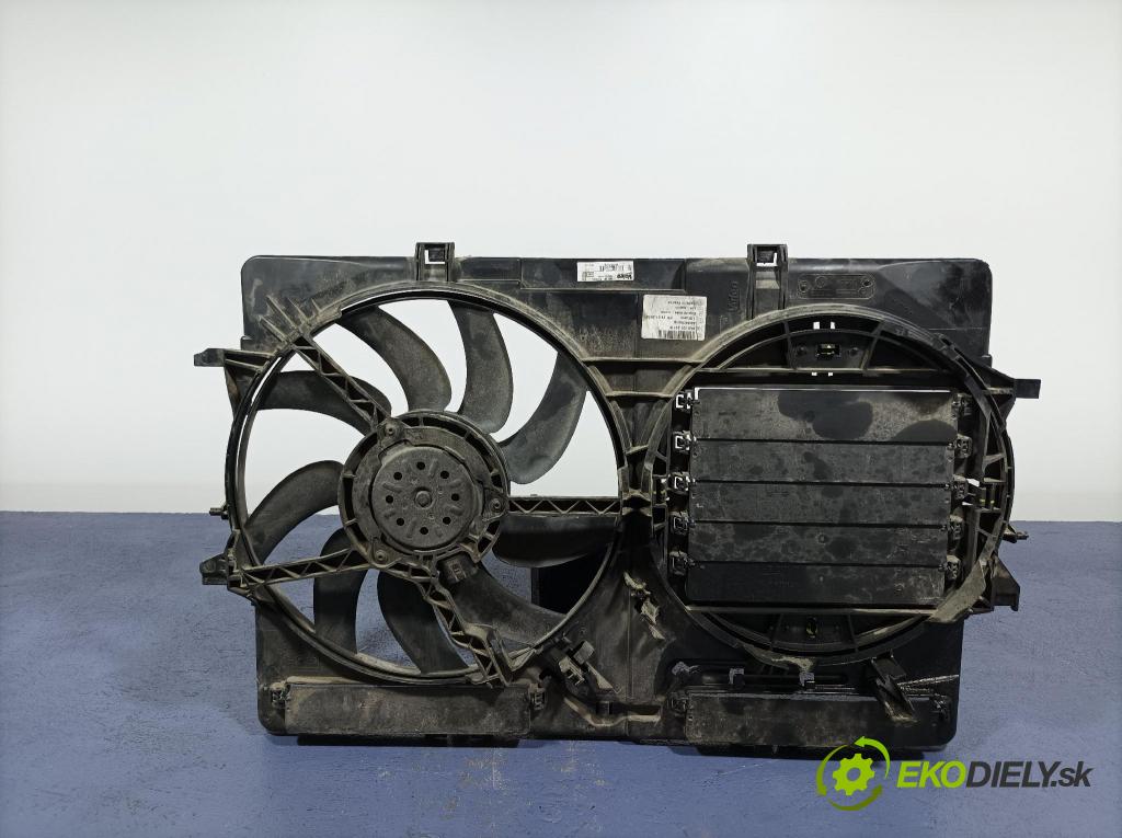 Audi A4 2012 ventilátor Chladič: 8K0121207B