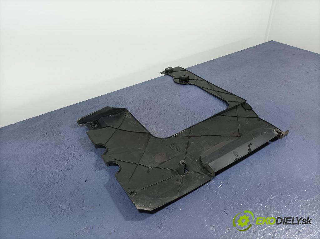 Citroen Ds4 2017 kryt Plast: podvozek: 9808459280