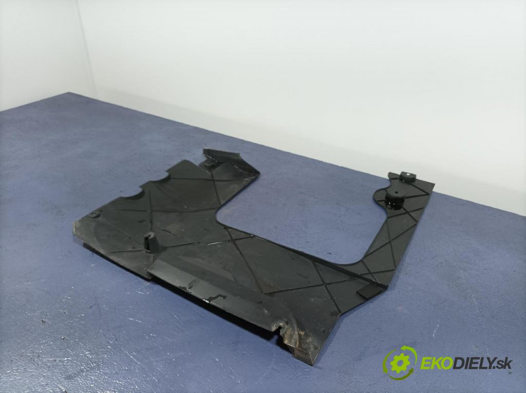 Citroen Ds4 2017 kryt Plast: podvozek: 9808459280