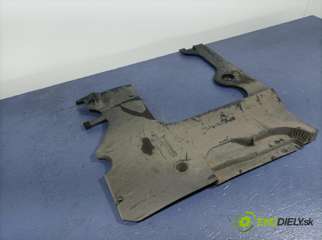 Citroen Ds4 2017 kryt Plast: podvozek: 9676556880