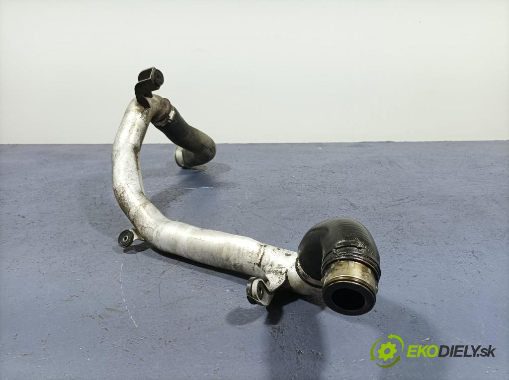 Vw Passat 2007 trubka Vzduch: 3C0145840D
