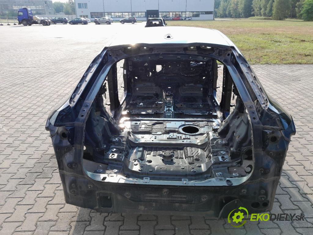 Bmw X6 2019 Zad: 