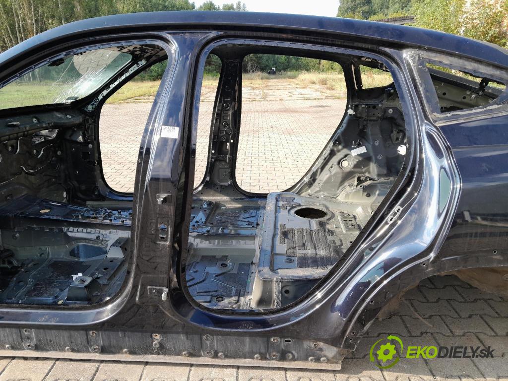 Bmw X6 0 práh Levý: