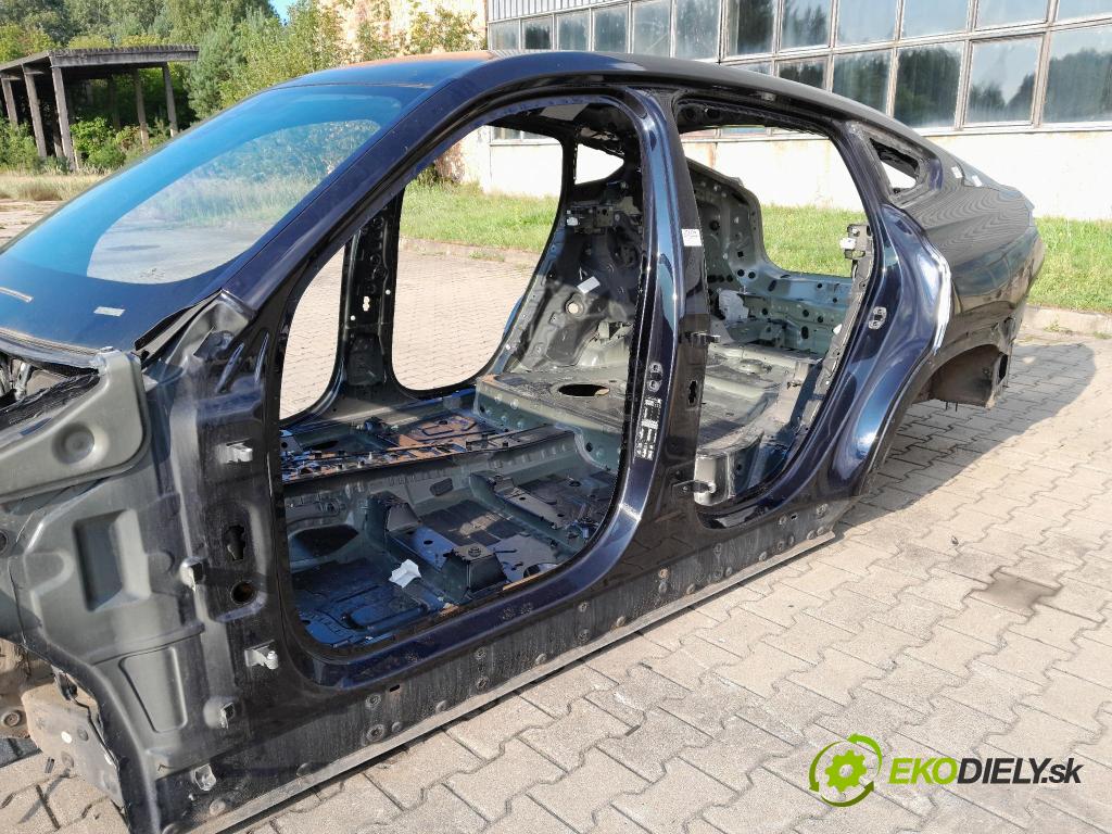 Bmw X6 0 práh Levý: 