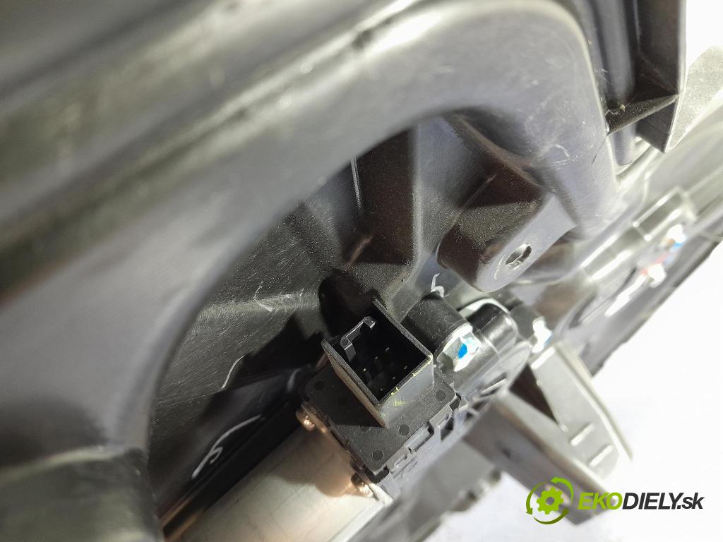 Mazda 3 2017 mechanismus stahování Sklenka: před Levý: BJS75997X