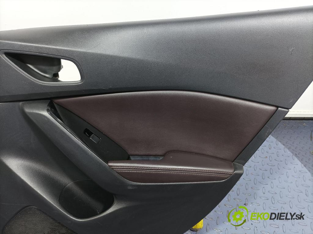 Mazda 3 2017 Tapacír: dveře Zad: Práva: BANG-68520
