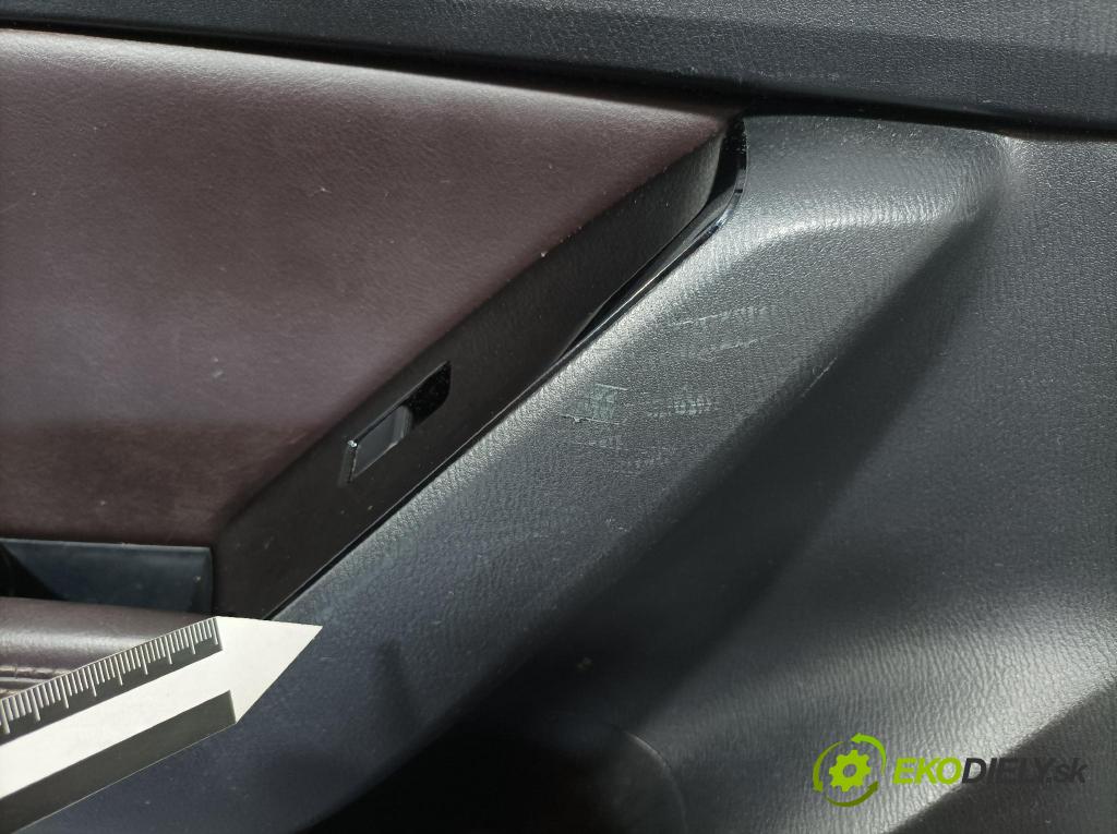 Mazda 3 2017 Tapacír: dveře Zad: levá BANG-68550