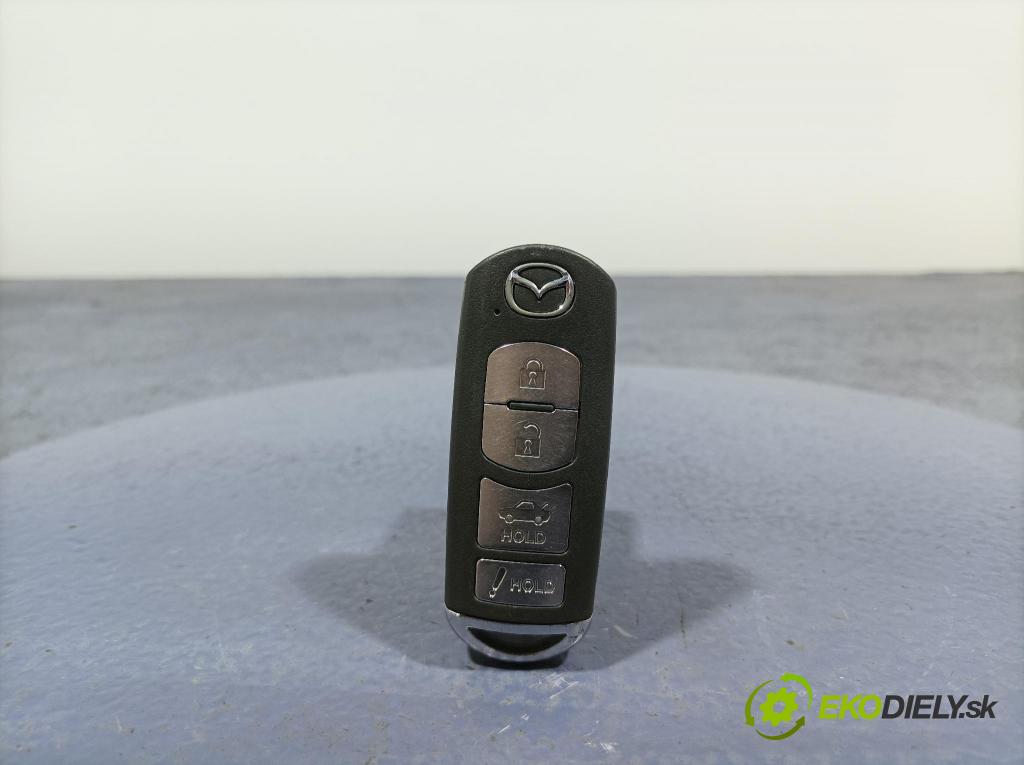 Mazda 3 2017 Spínač zapalování. SKE13D01