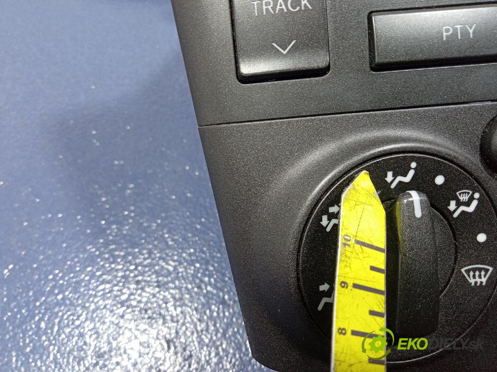 Toyota Avensis 2005 Radio I Navigace: 86120-05071