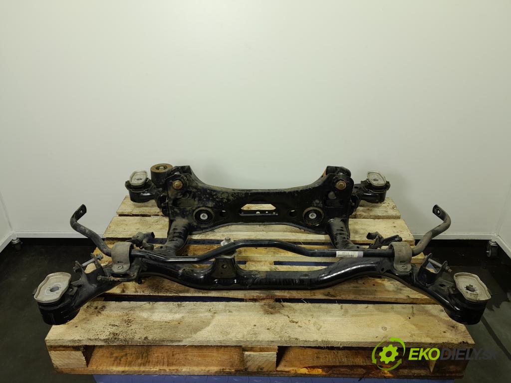 Audi Q7 2021 výztuha Pozastavenia: Zad: 01