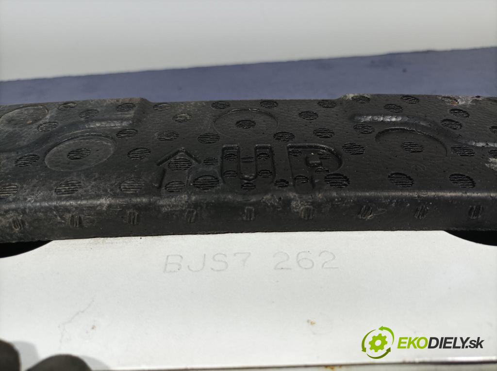 Mazda 3 2017 výztuha narazník Zad: BJS7262