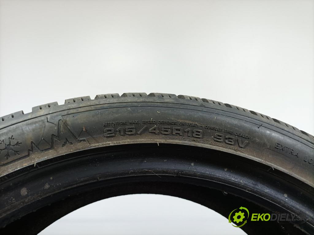 Mazda 3 2017 pneumatiky: Zima 5452000832887